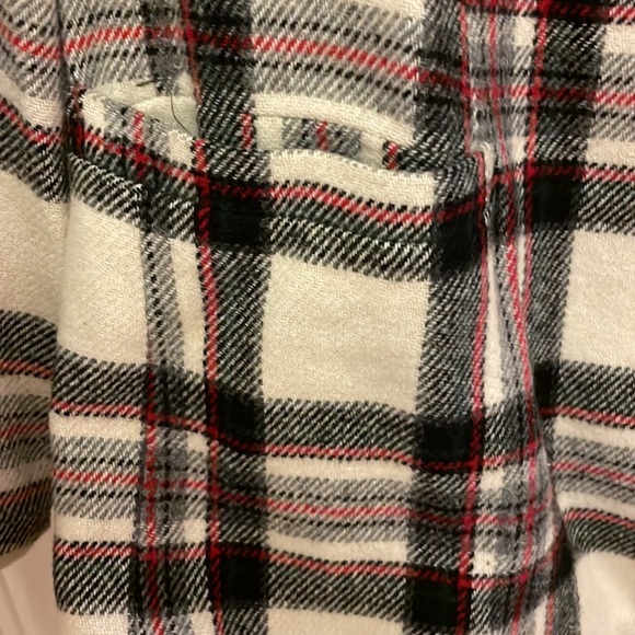 Plaid Oversized Wool Blazer - Picture 6 of 10